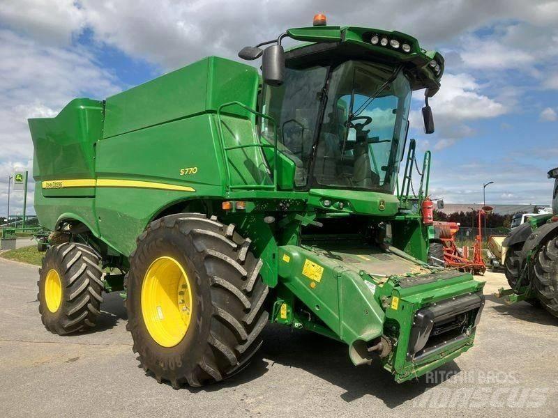 John Deere S770 Mietitrebbiatrici
