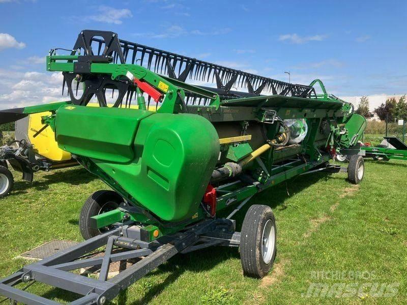 John Deere S770 Mietitrebbiatrici