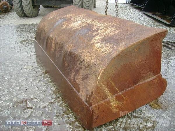  ŁYŻKA SKARPÓWKA Retroescavatori