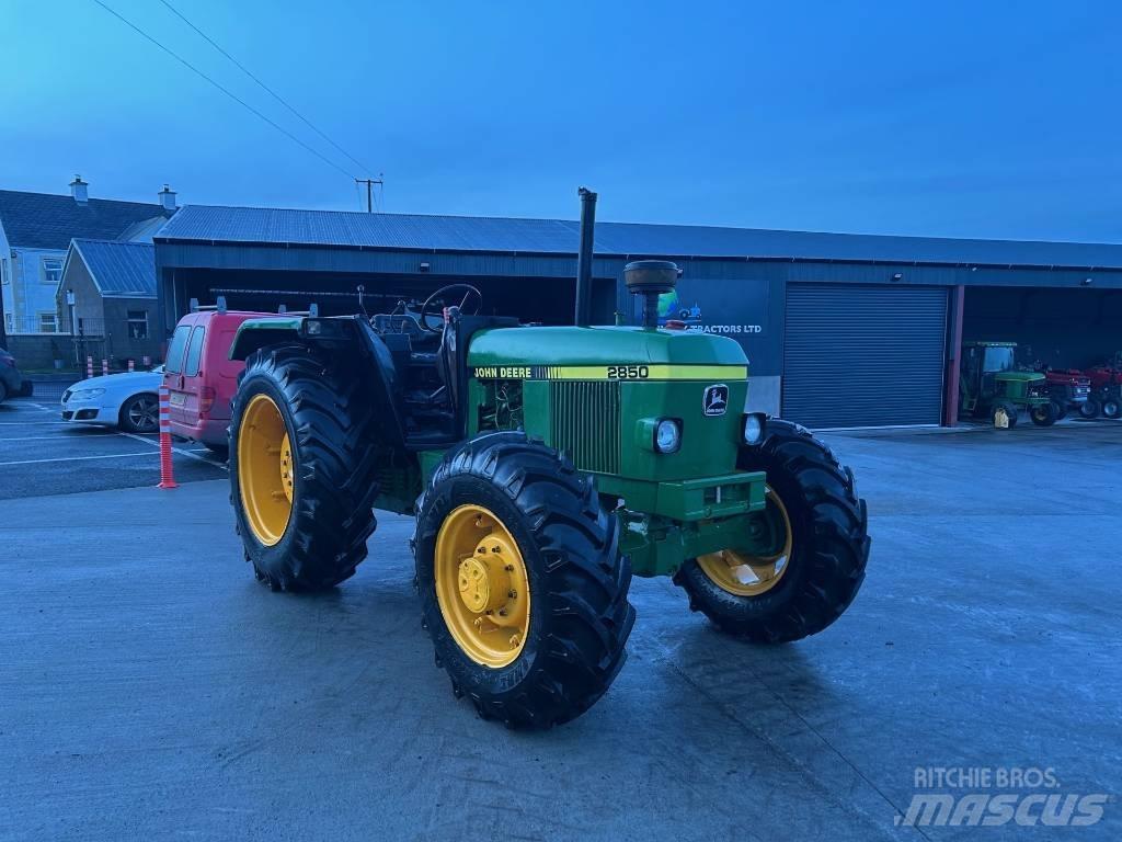 John Deere 2850 Trattori