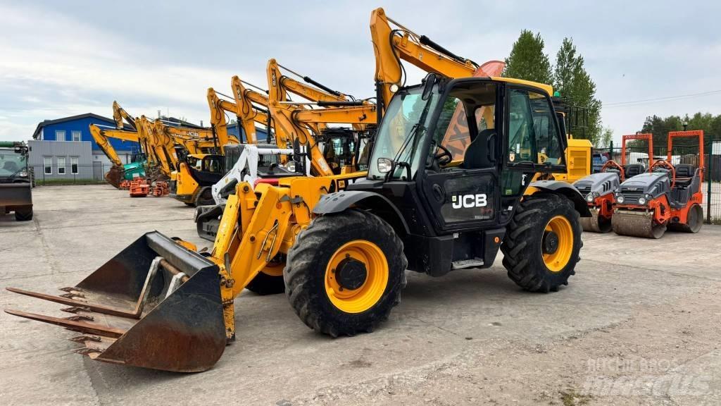 JCB 531-70 Pale gommate telescopiche