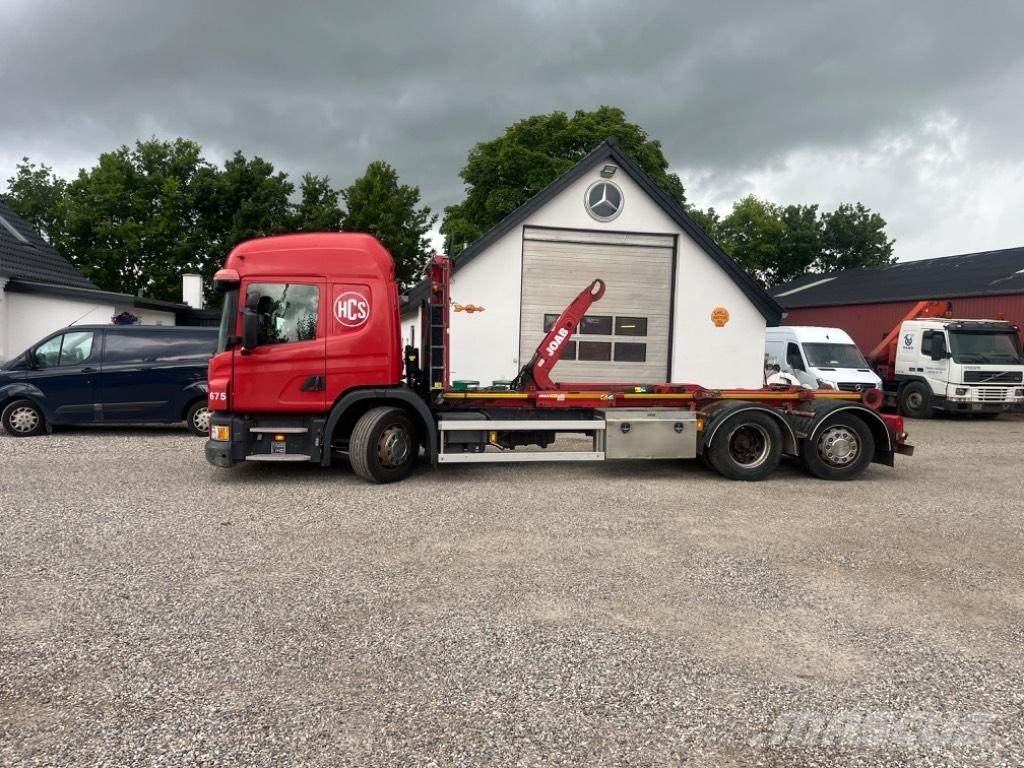 Scania P 320 Camion con gancio di sollevamento