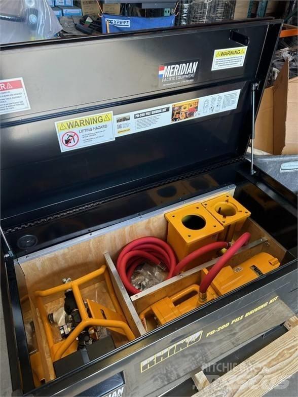 Rhino PD200S Perforatrici di superficie