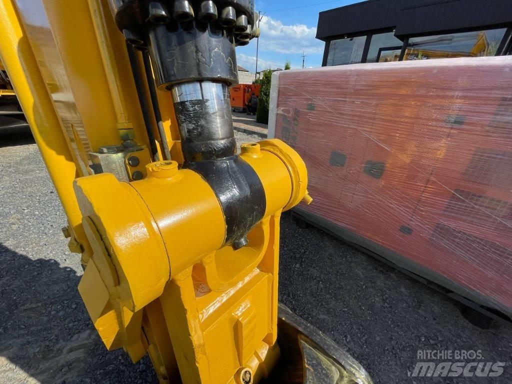 JCB JS 220 XD Escavatori cingolati