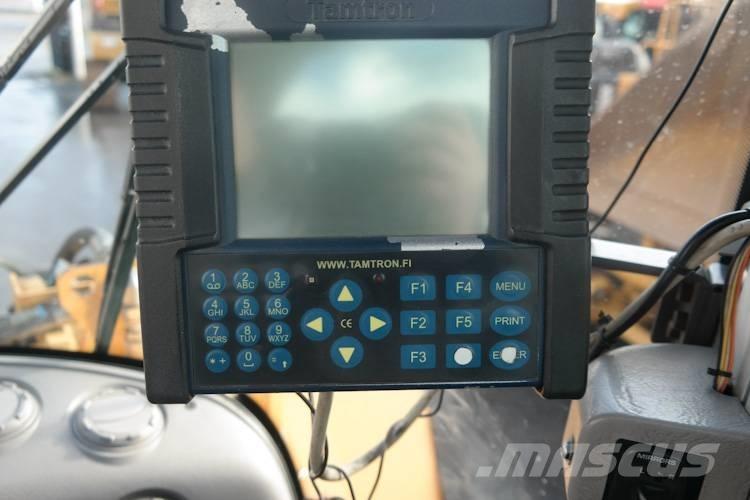 Volvo L220G Pale gommate