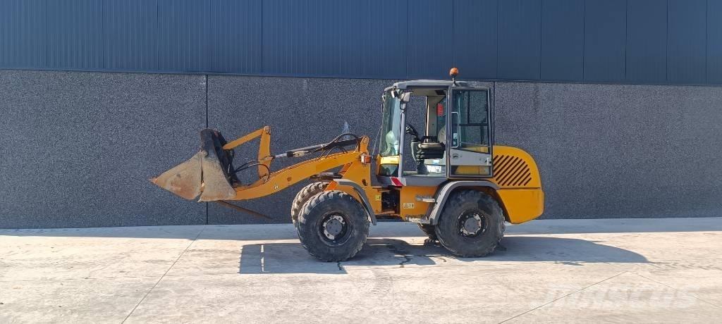 Terex TL 80 Pale gommate