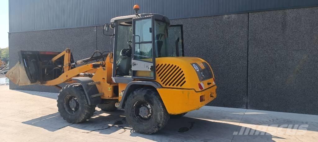 Terex TL 80 Pale gommate