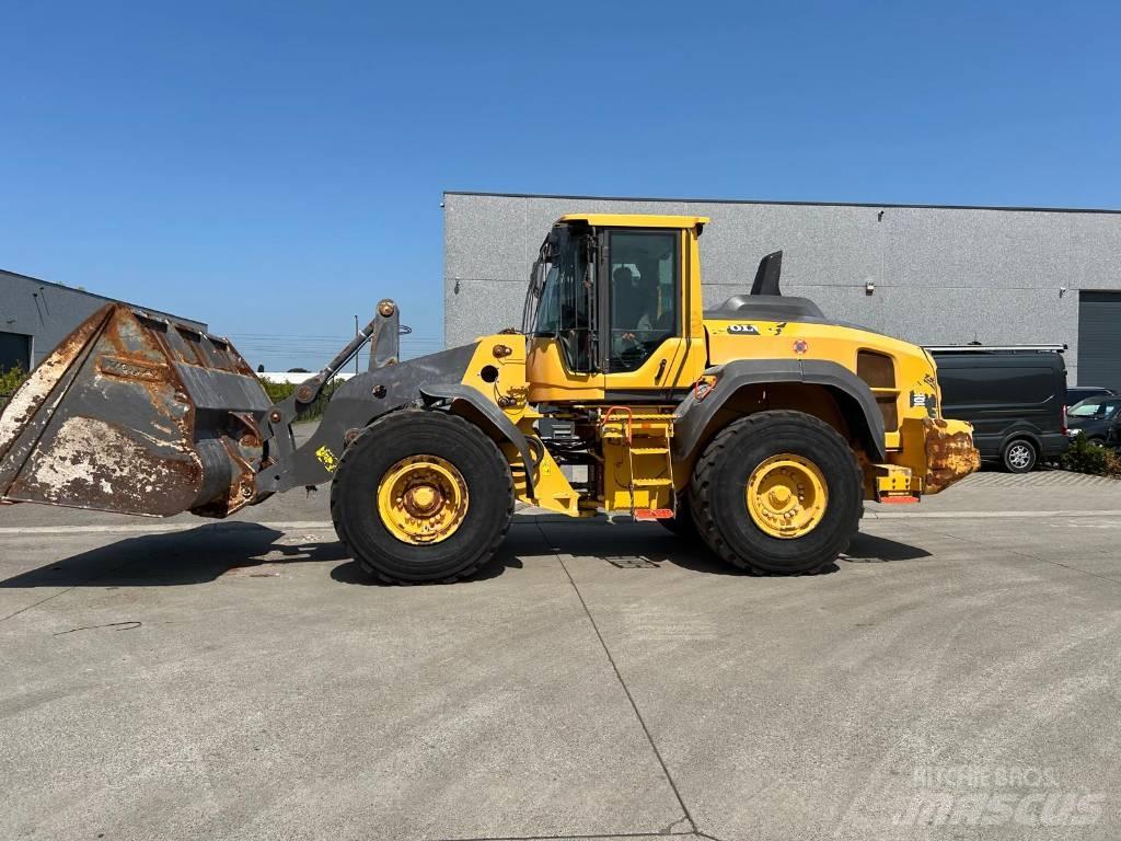Volvo L 110 H Pale gommate