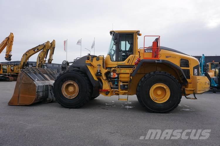 Volvo L250H Pale gommate