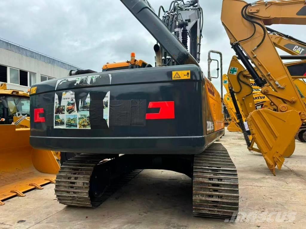 Hyundai R220LC-9S Escavatori medi 7t - 12t