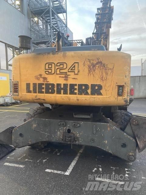 Liebherr 924C-LI Escavatori gommati