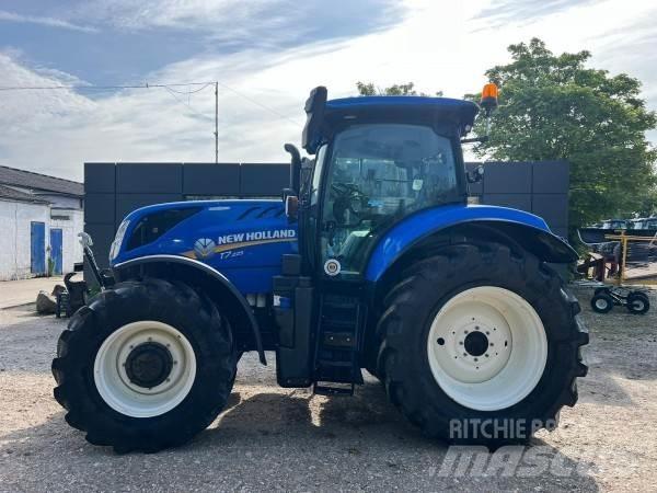 New Holland T7.225 Trattori