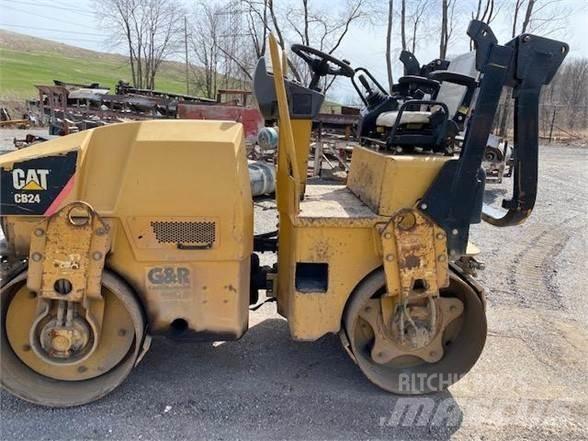 CAT CB24 Rulli monotamburo