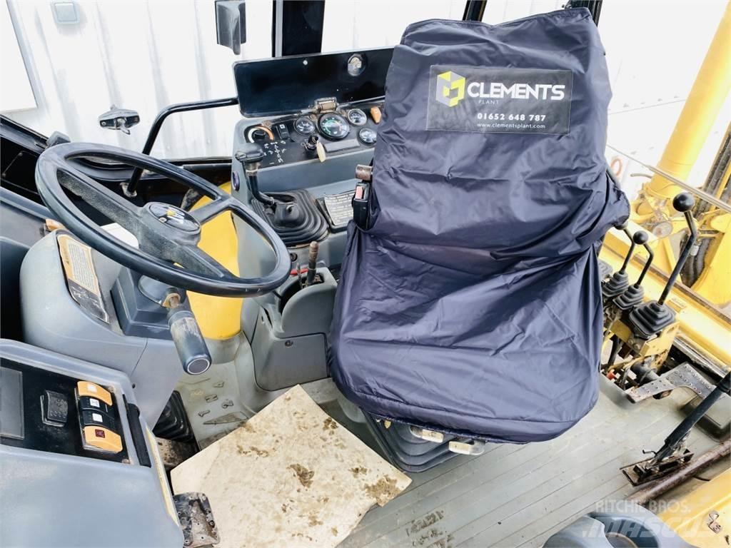 CAT 428C Terne