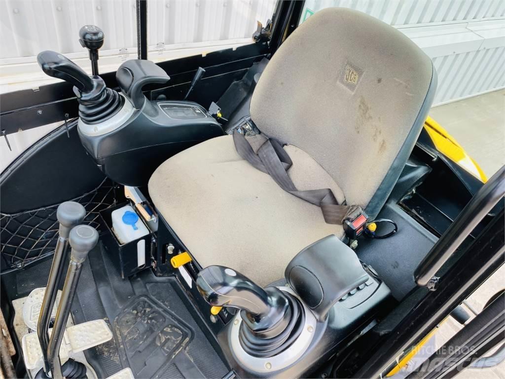JCB 8026CTS Miniescavatori