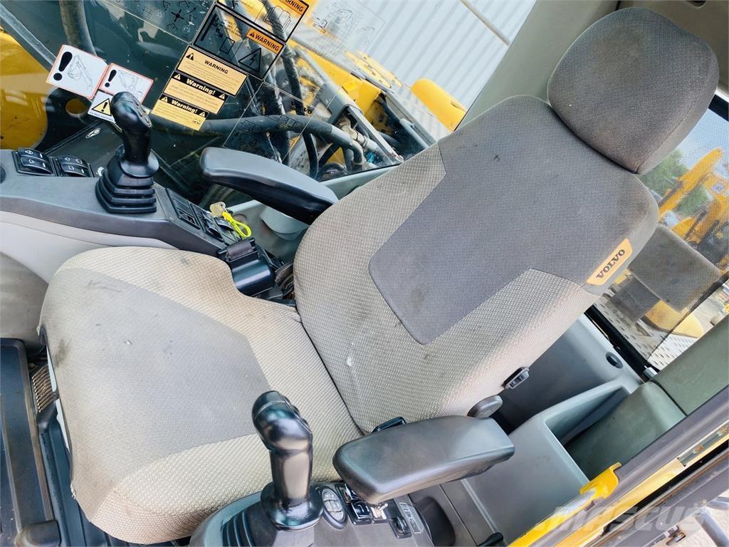 Volvo EC210CL Escavatori cingolati