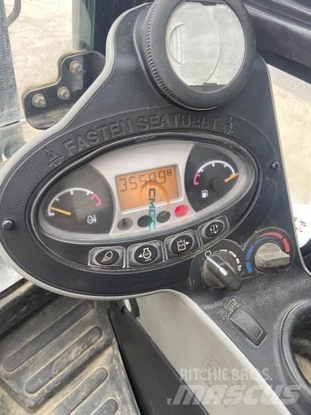 Bobcat E 26 Escavatori gommati