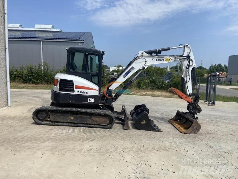 Bobcat E 50 Escavatori gommati