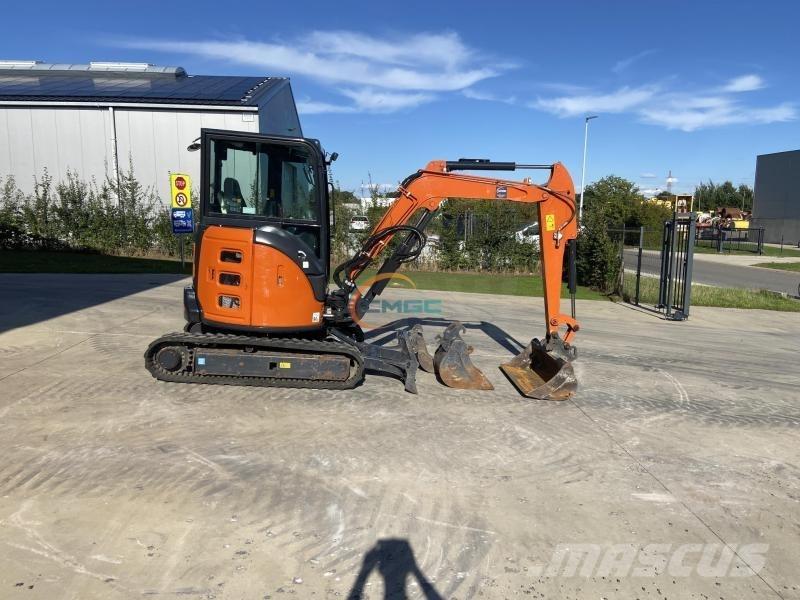 Hitachi ZX336 Escavatori gommati