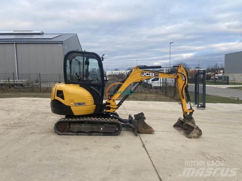 JCB 802 Escavatori gommati