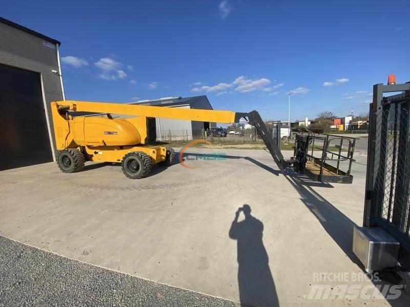 JLG 800AJ Piattaforme a braccio articolato