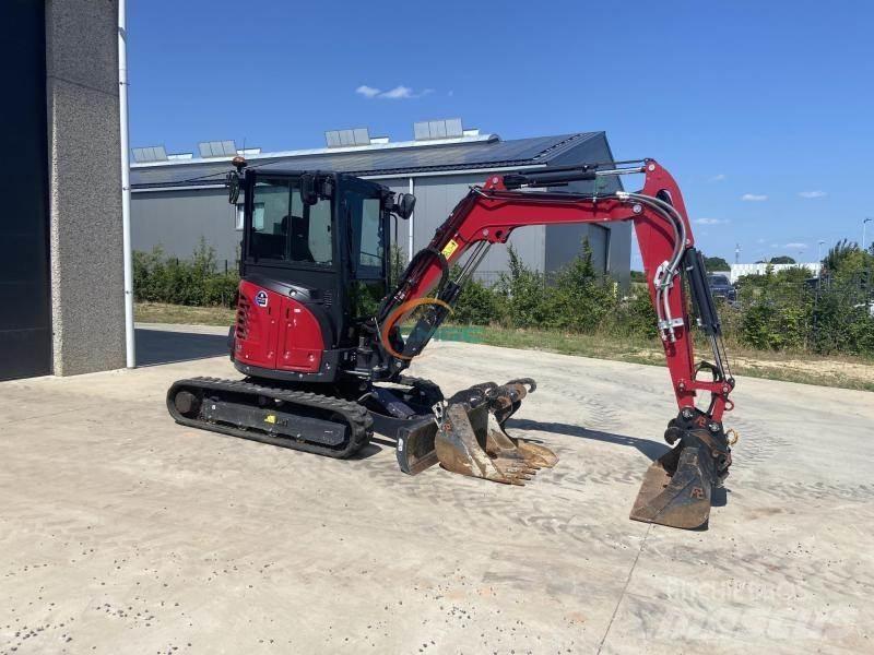 Yanmar VIO38-6 Escavatori gommati