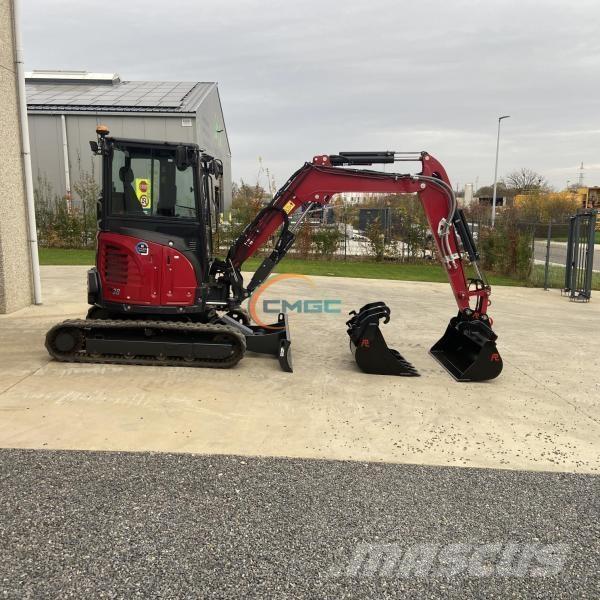 Yanmar VIO38-6 Escavatori gommati
