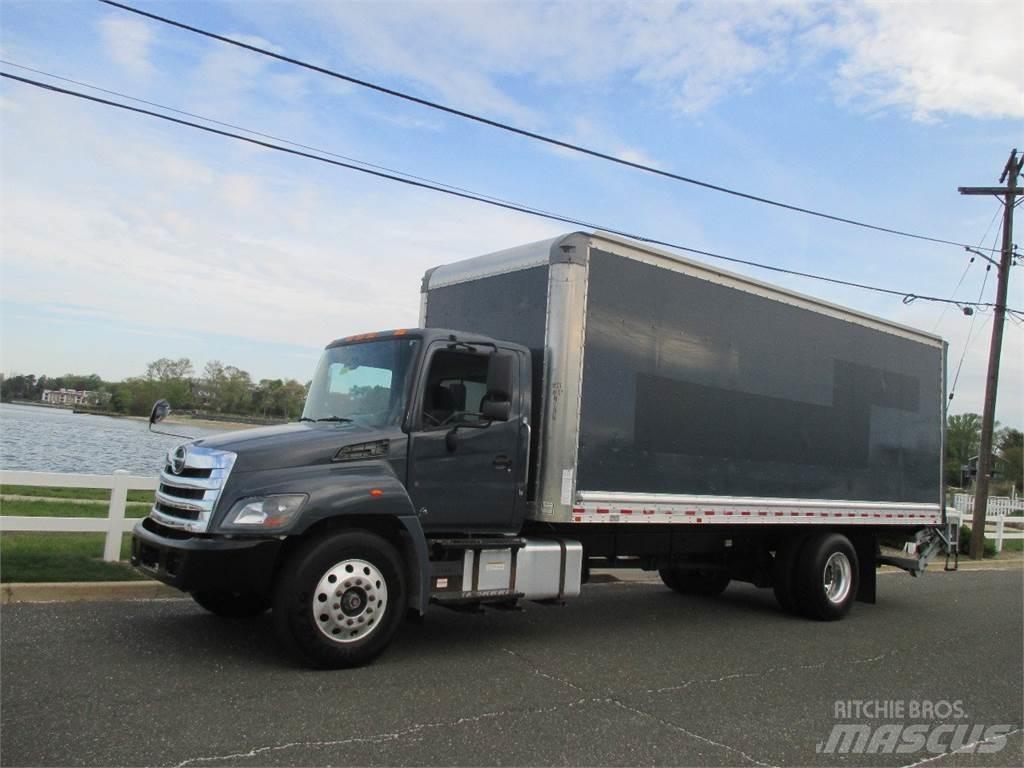 Hino 268 Camion cassonati