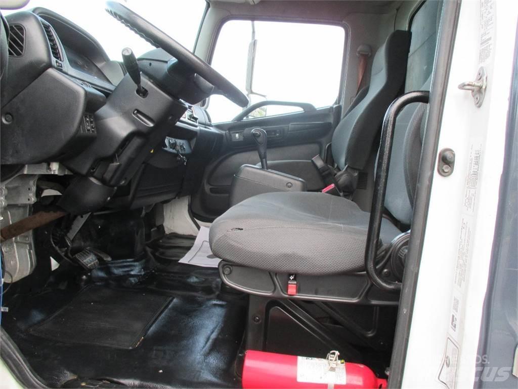 Hino 268 Camion cassonati