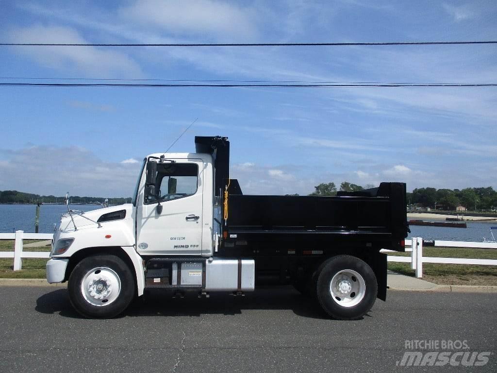 Hino 338 Camion ribaltabili