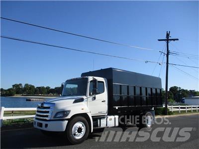Hino 338 Autocarri per segatura e cippato