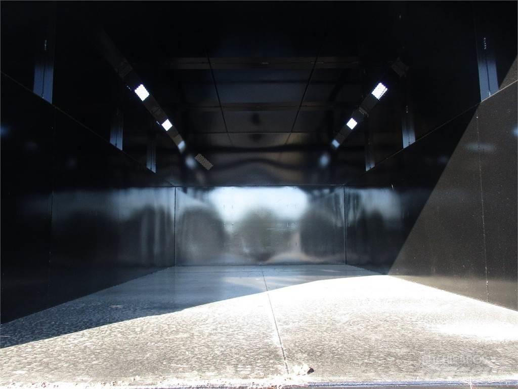 Hino 338 Autocarri per segatura e cippato