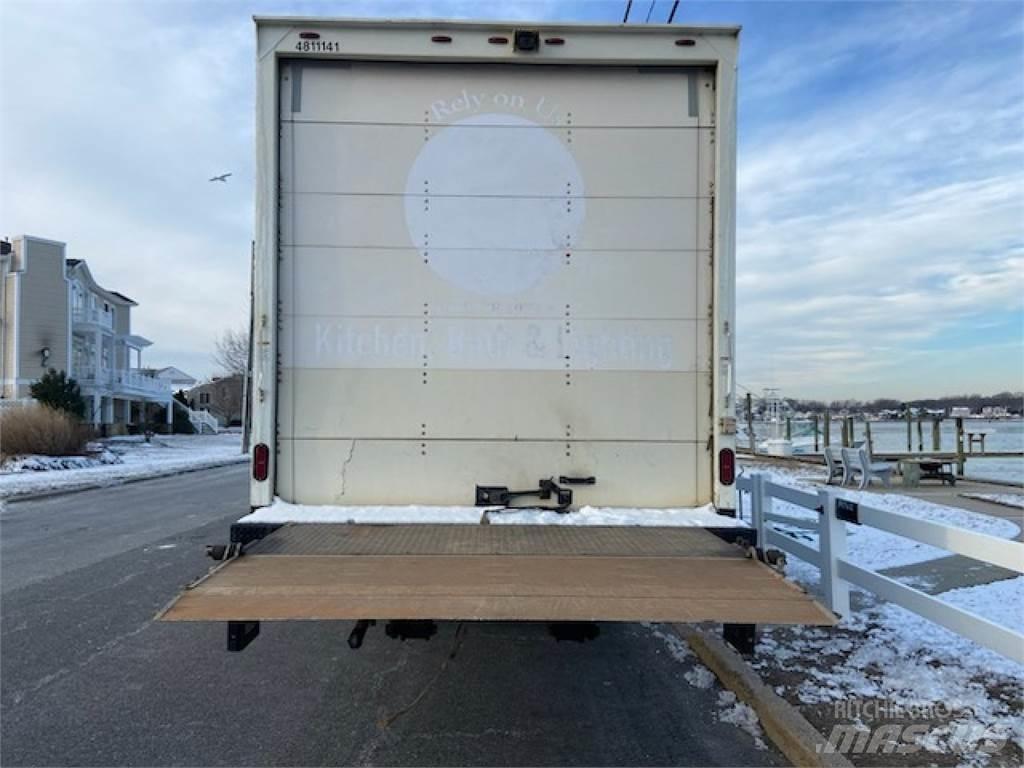 Isuzu FTR Camion cassonati