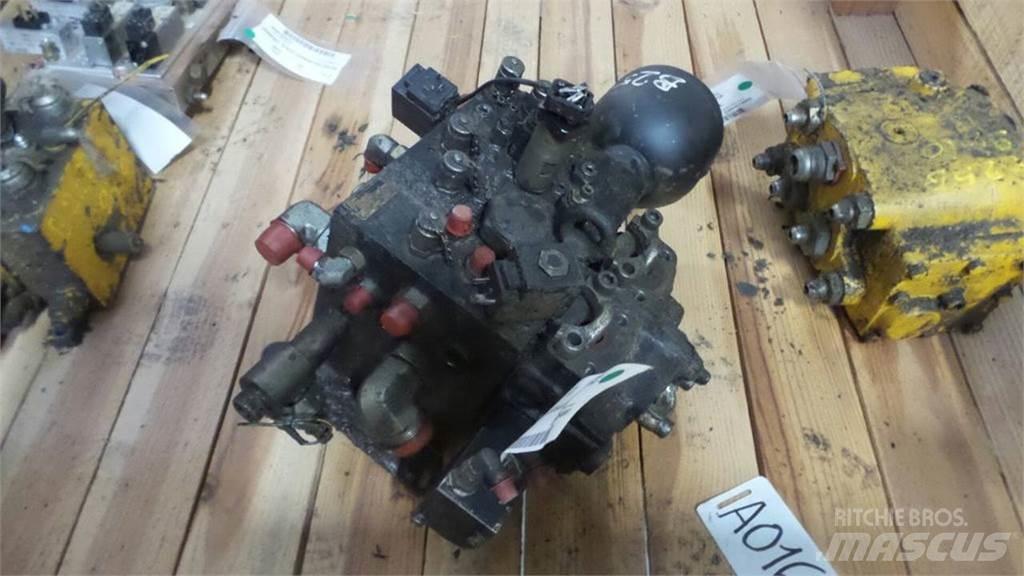 Bell B25D Componenti idrauliche