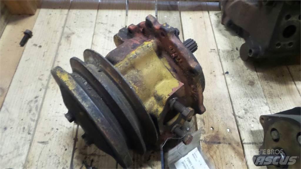 CAT 120G Componenti idrauliche
