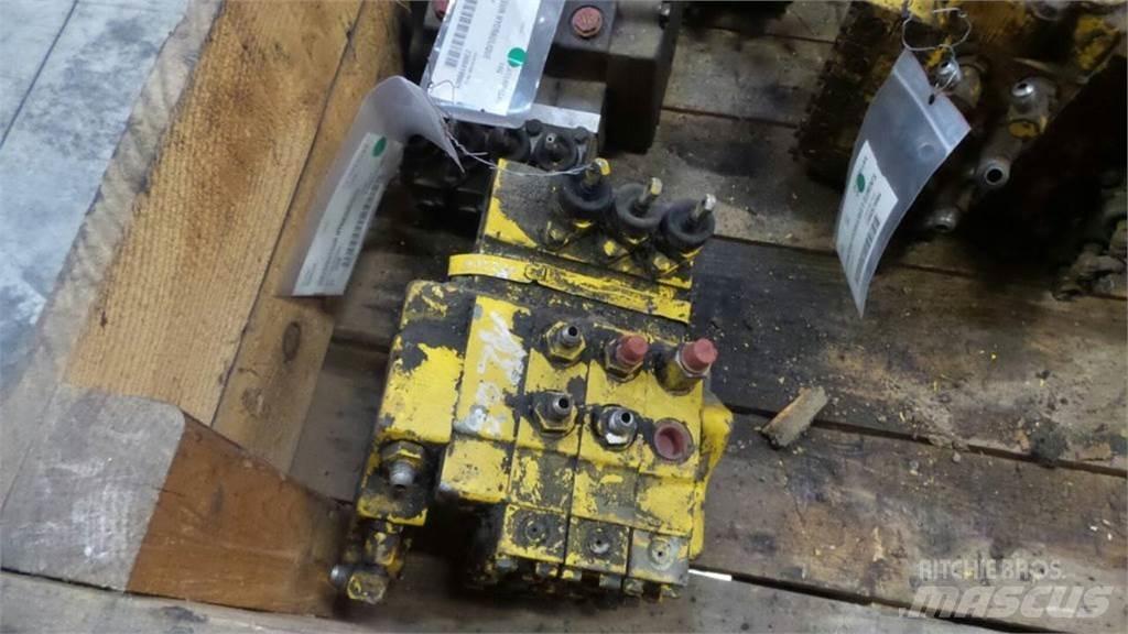 CAT 120G Componenti idrauliche