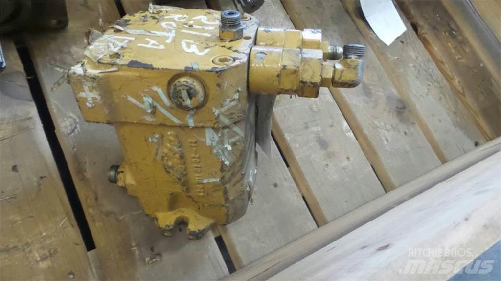 CAT 211B Componenti idrauliche