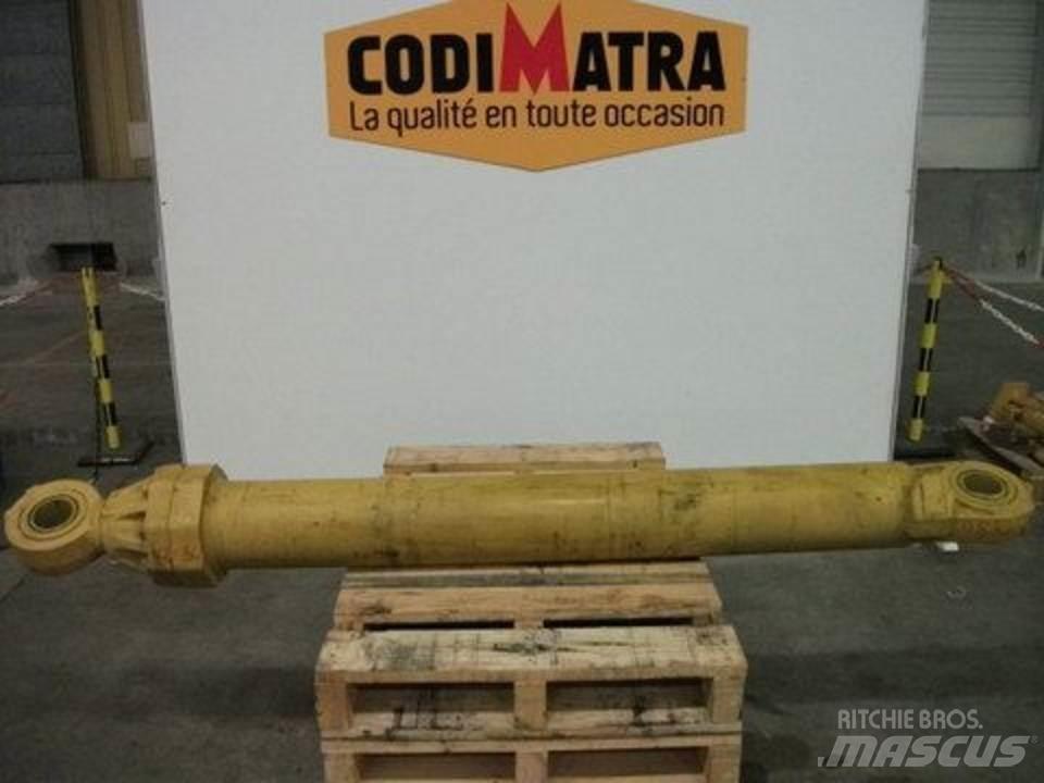 CAT 235 Componenti idrauliche