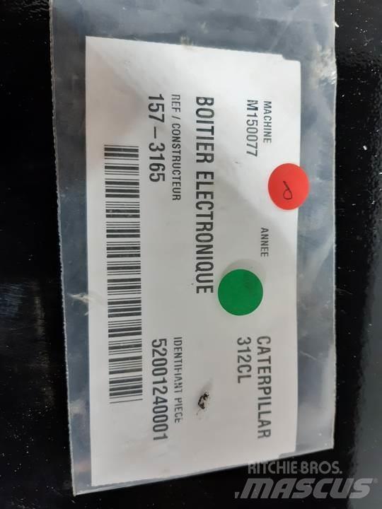 CAT 312CL Cabine e interni