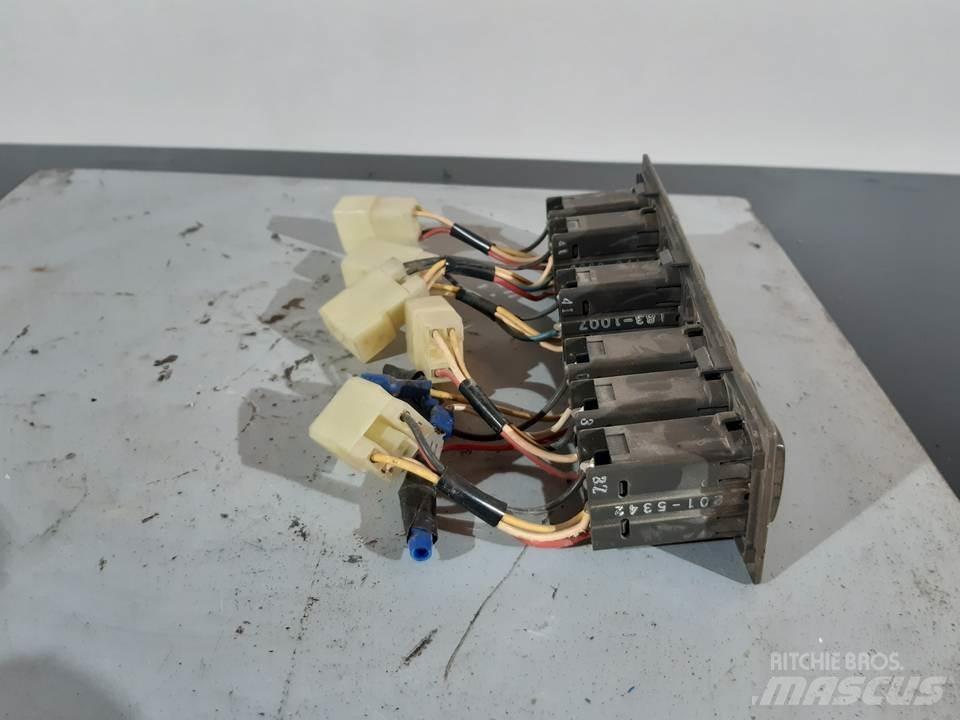 CAT 312CL Cabine e interni