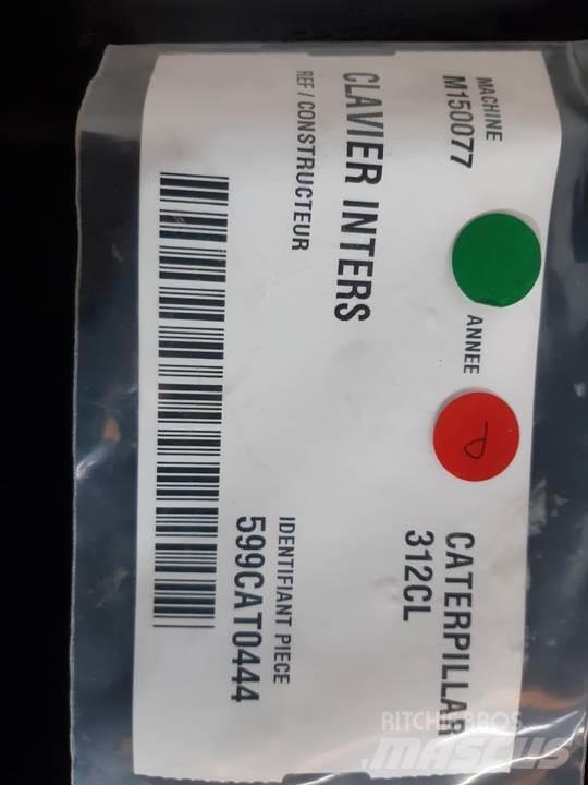 CAT 312CL Cabine e interni