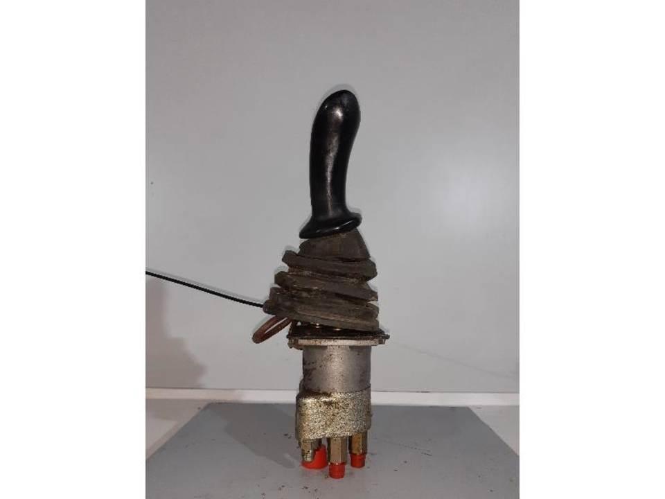 CAT 317B Cabine e interni