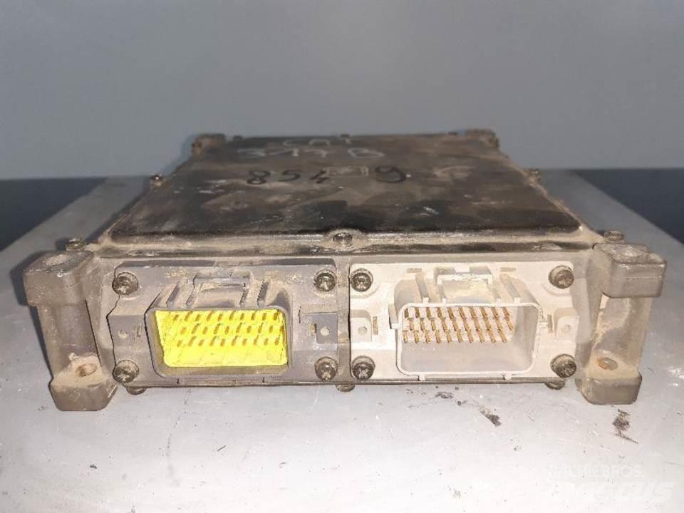 CAT 317B Cabine e interni
