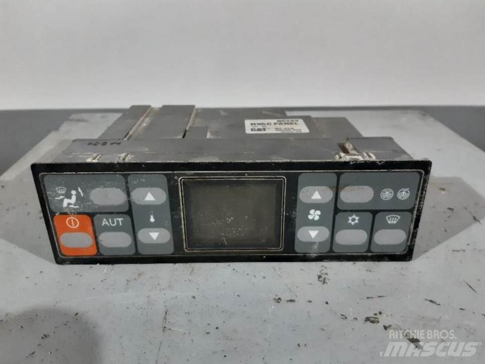 CAT 318C Cabine e interni