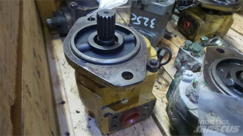 CAT 320B Componenti idrauliche
