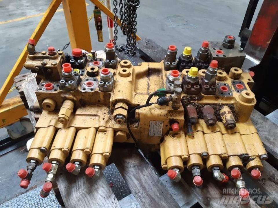 CAT 320B Componenti idrauliche
