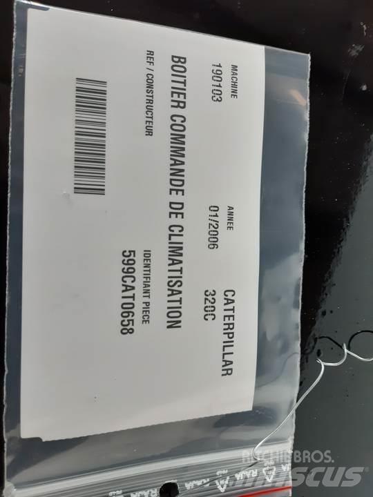 CAT 320C Cabine e interni