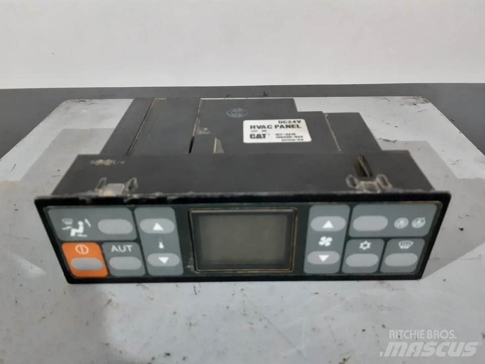 CAT 322 Cabine e interni