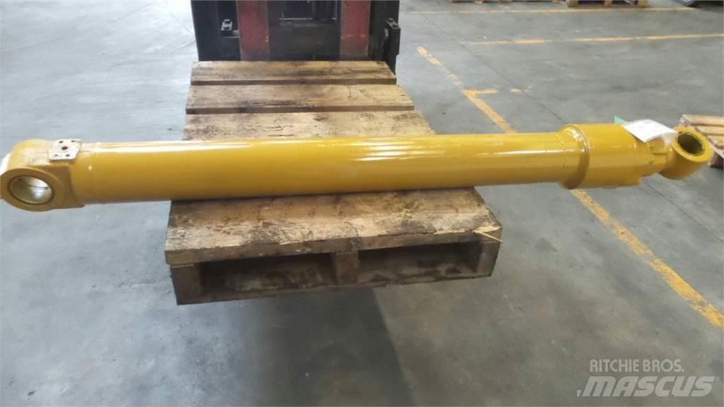 CAT 323D Componenti idrauliche