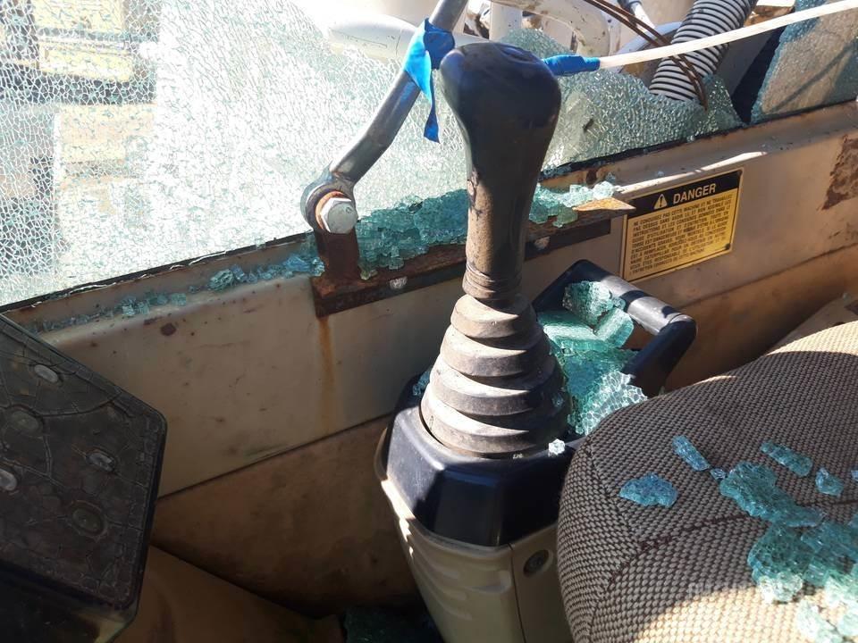 CAT 325LN Cabine e interni